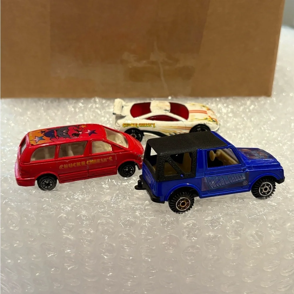 Lot Of 3 Chuck E Cheese Cars Pioneer Suzuki Jimmy Samurai Toyota Previa Sho-Stop